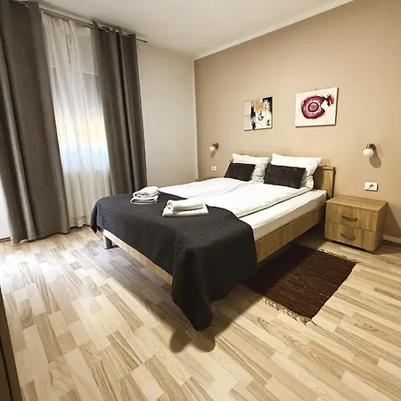 Velickovic Apartman *